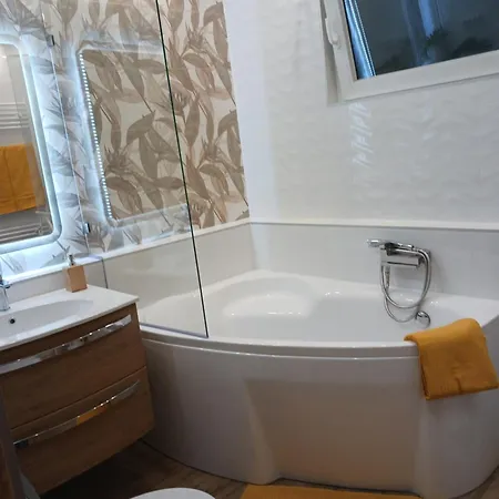 Palota Appartamento *